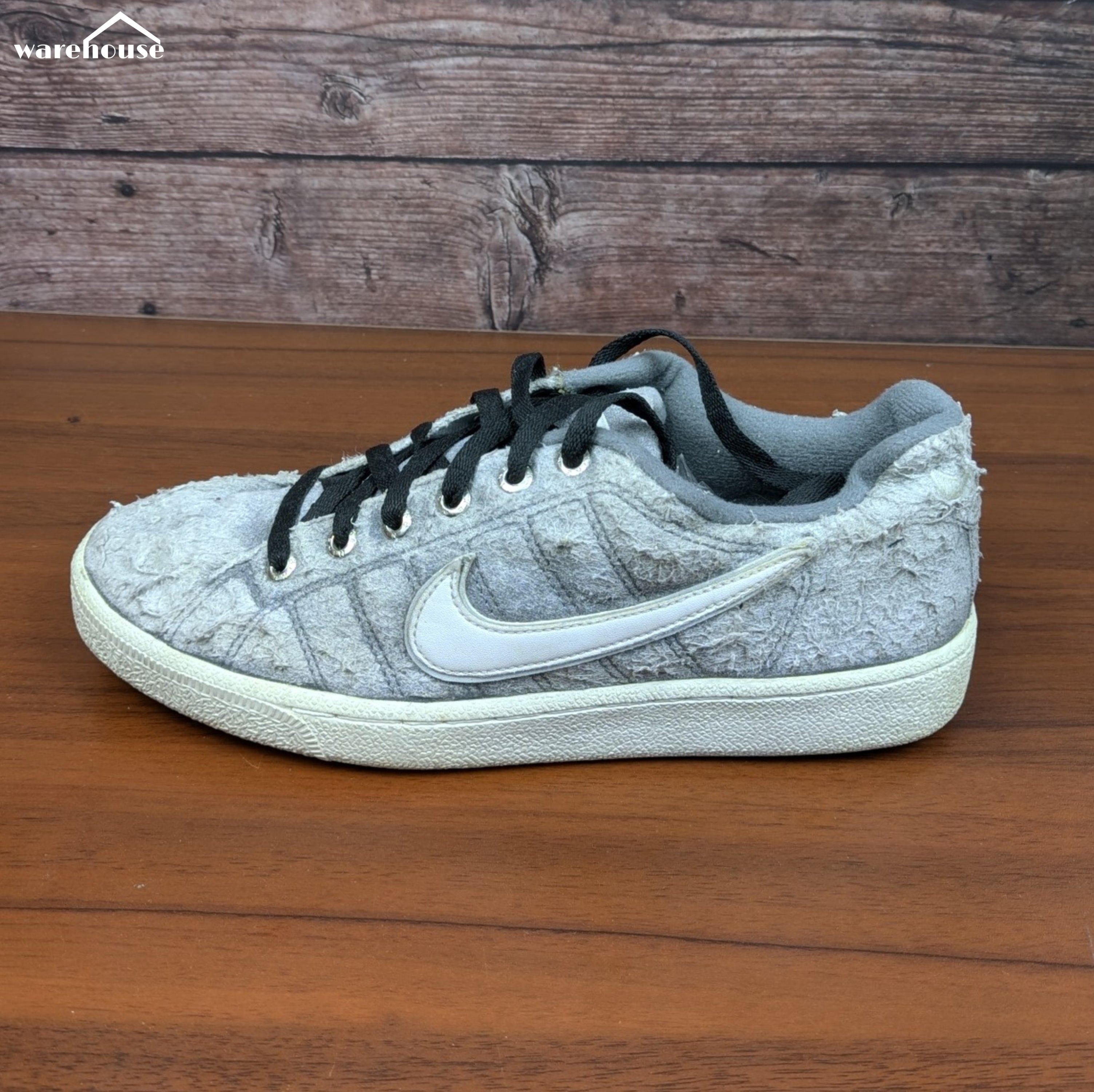 Nike Court Vision 2001 - US8 قياس 41