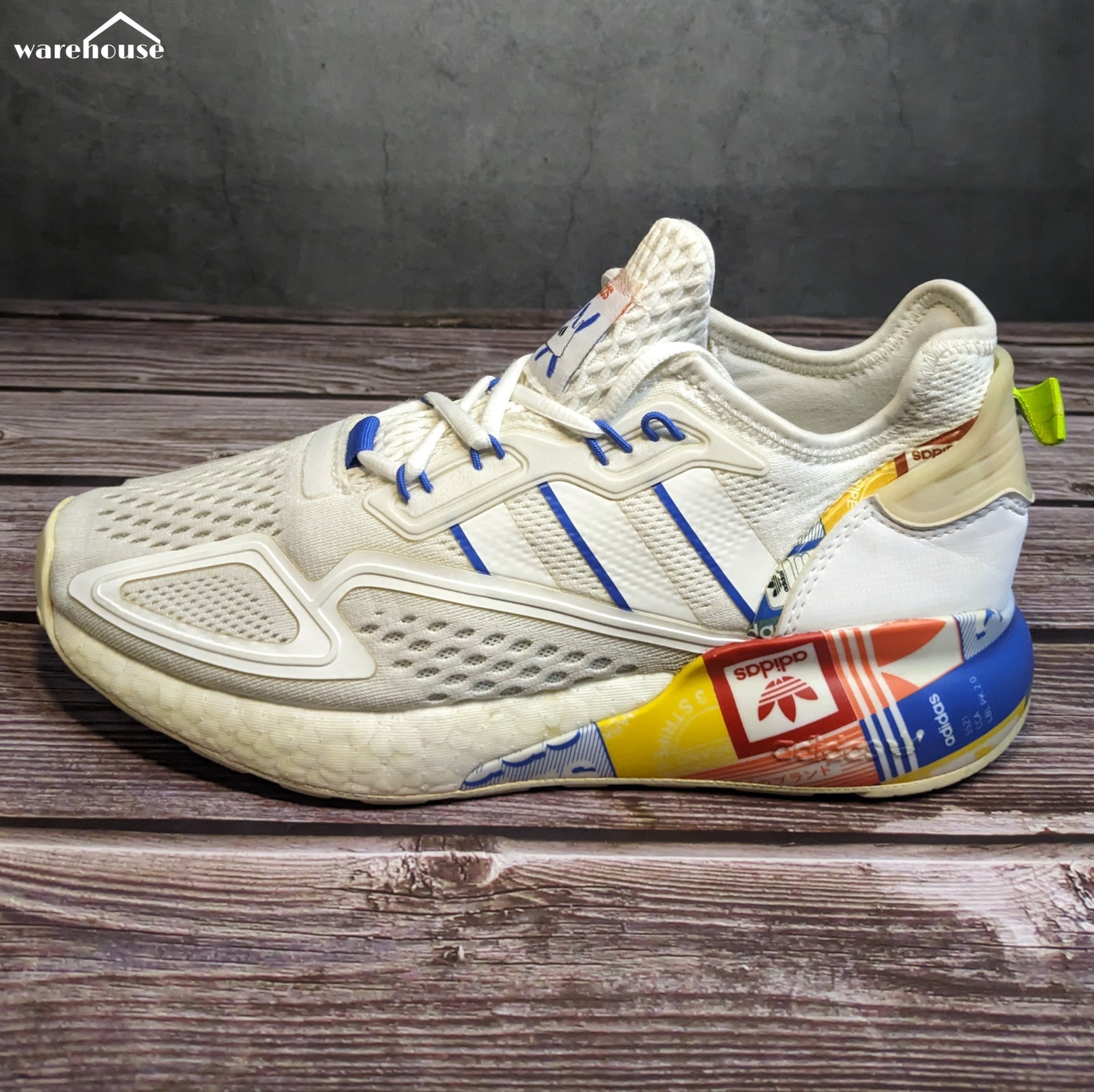 Adidas ZX 2K boost Multi Color Logos - US7 قياس 40