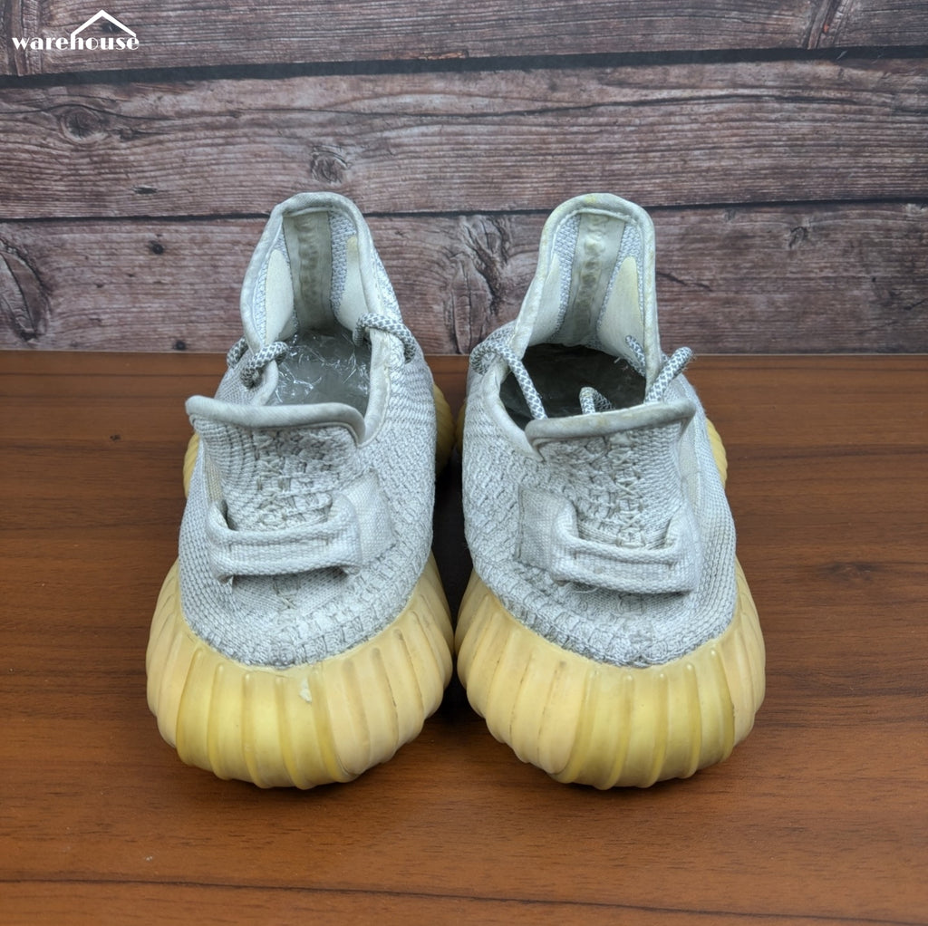 adidas Yeezy Boost V2 Cloud White - US8.5 قياس 42