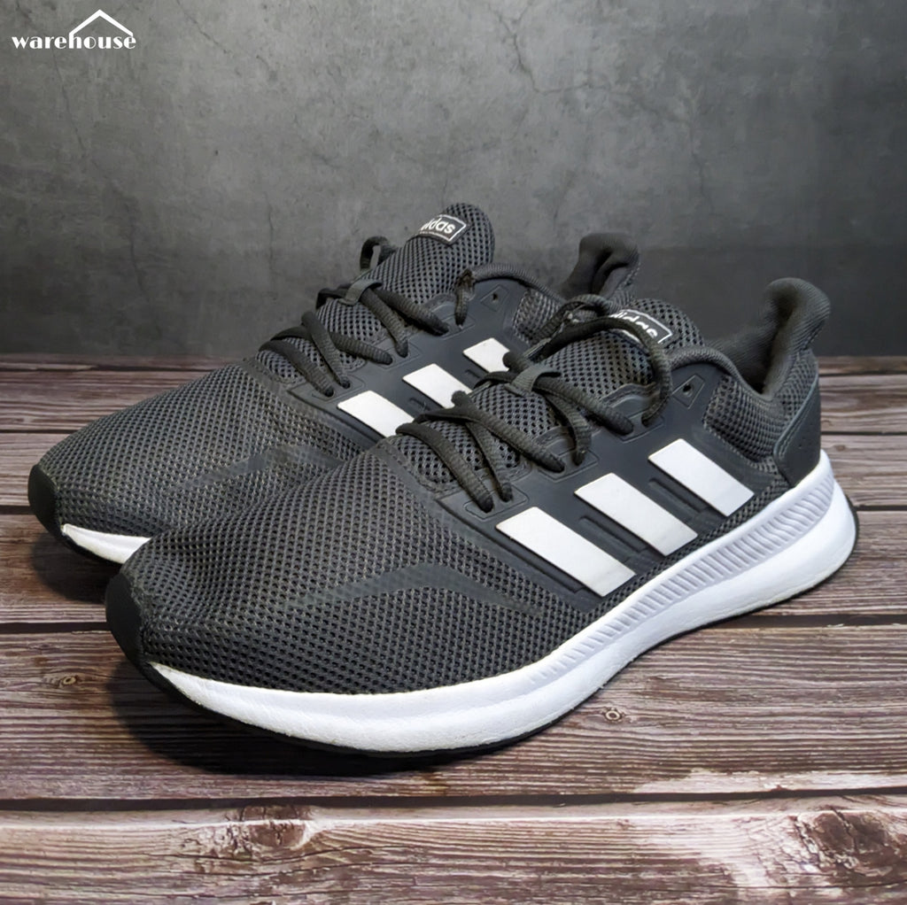 adidas Runfalcon Grey - US9.5 قياس 43