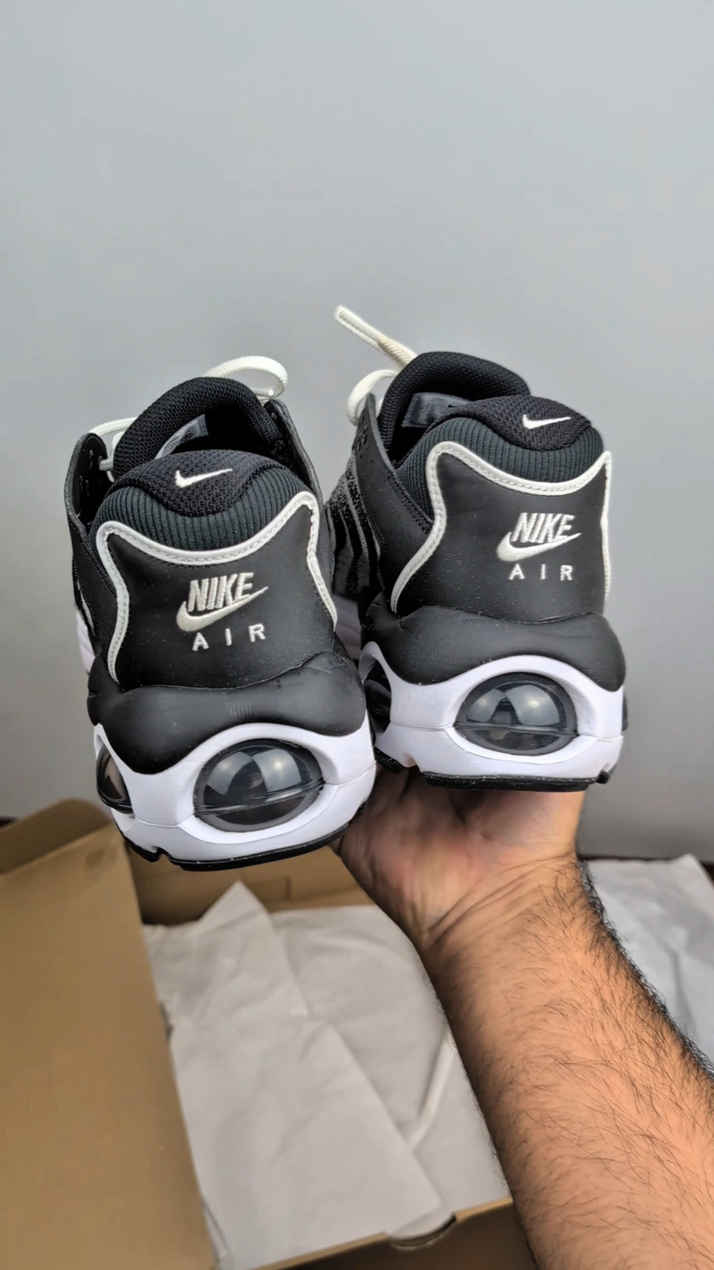 Nike Air Max TW "Black White" - US11 قياس 45