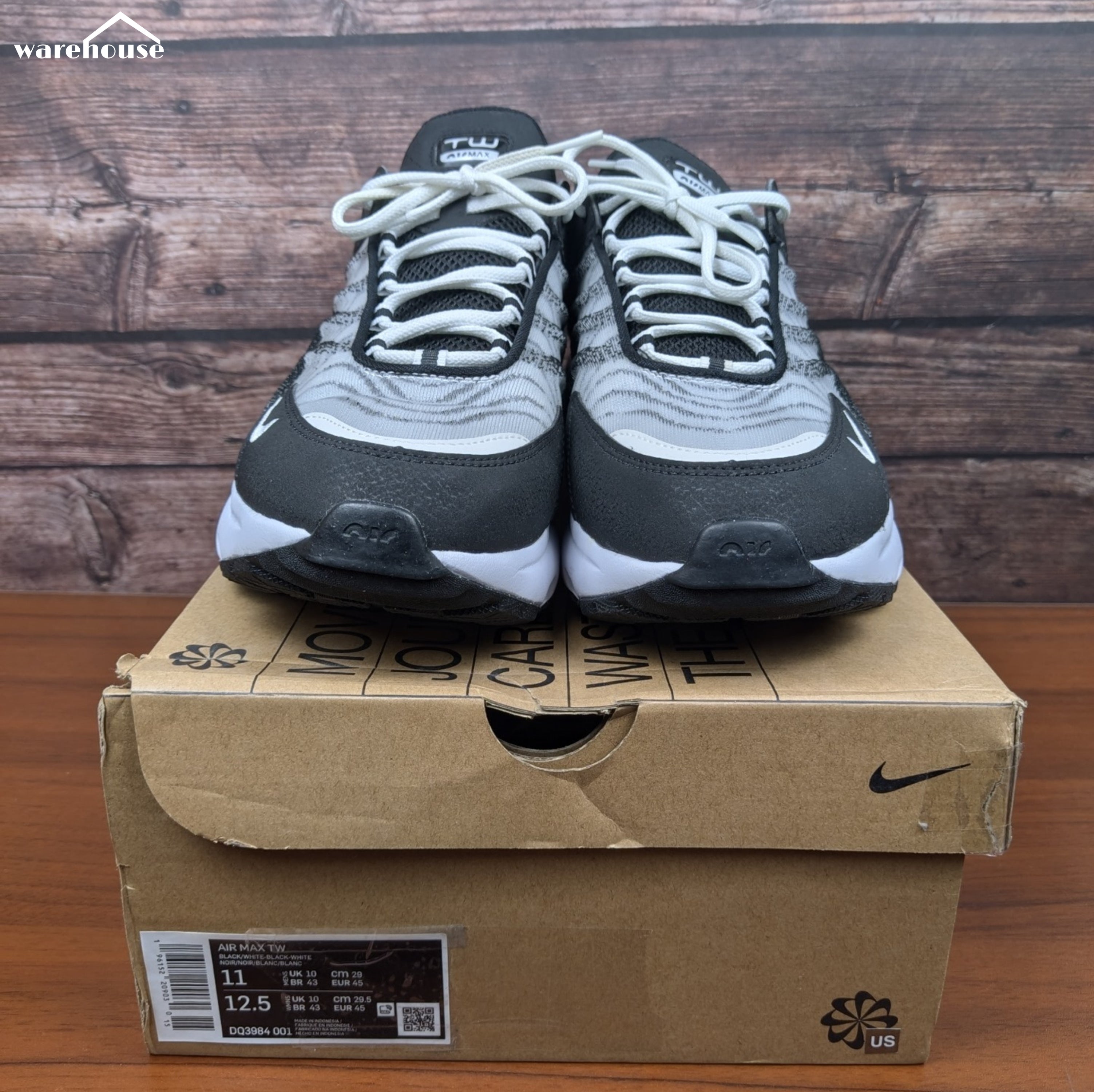 Nike Air Max TW "Black White" - US11 قياس 45