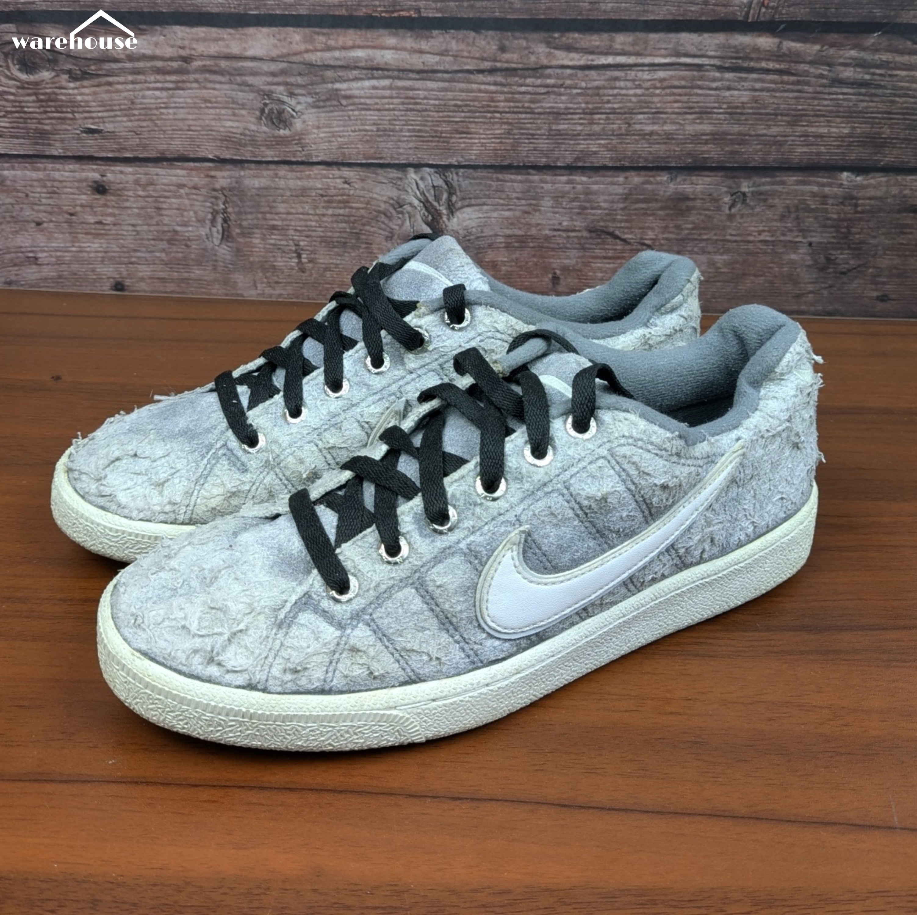 Nike Court Vision 2001 - US8 قياس 41