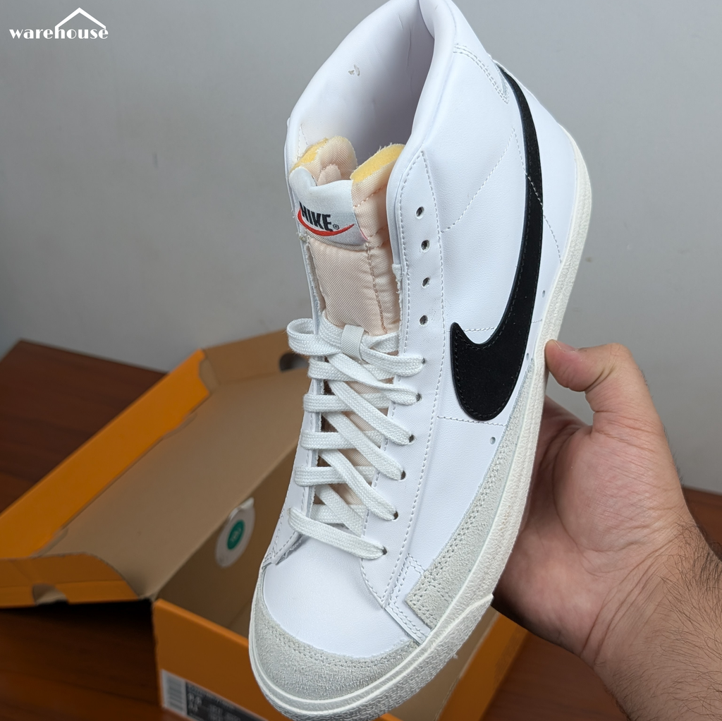 Nike Air Blazer Mid 77 - 9.5US قياس 43