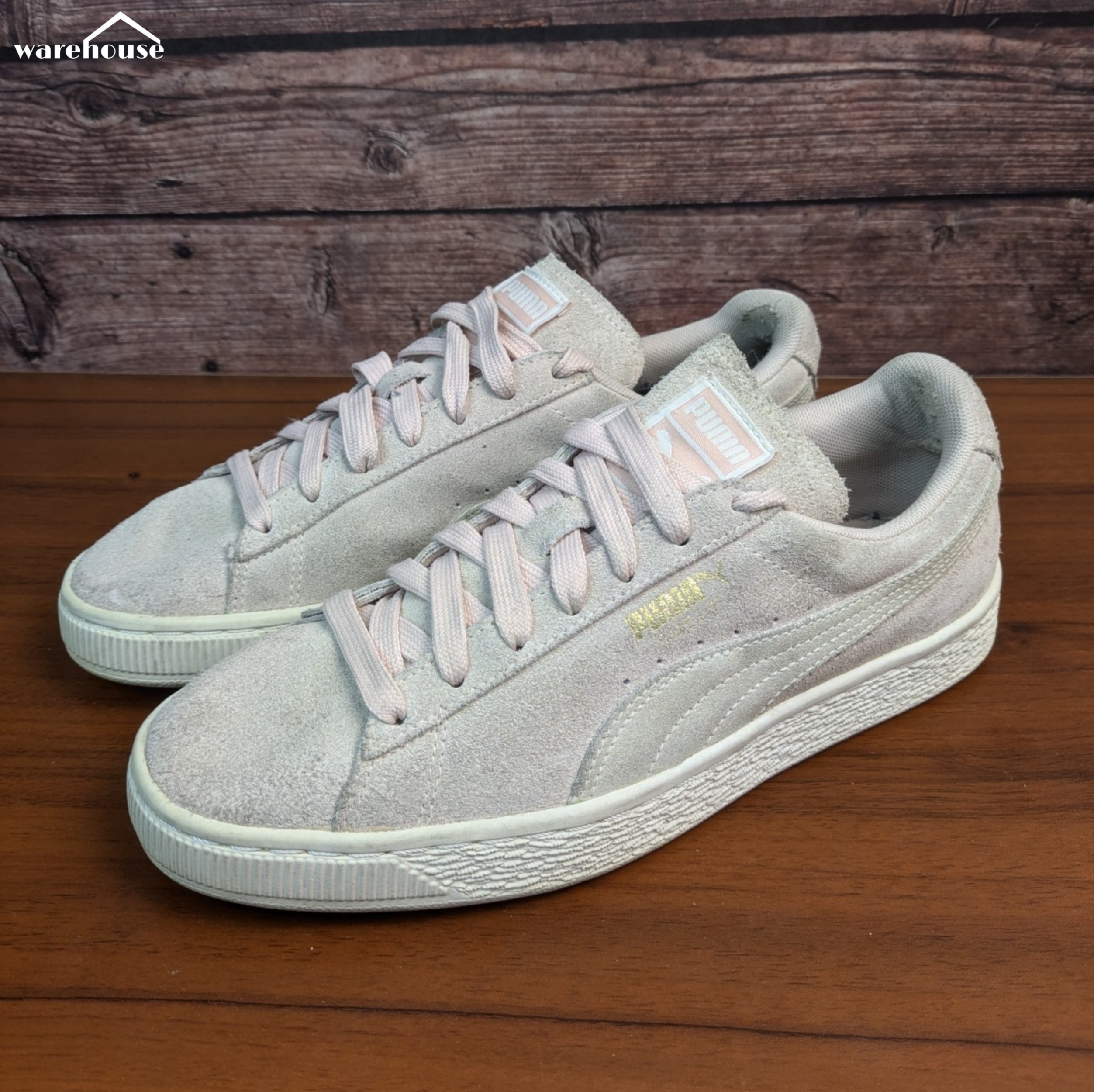 Puma Suede - US7 قياس 40