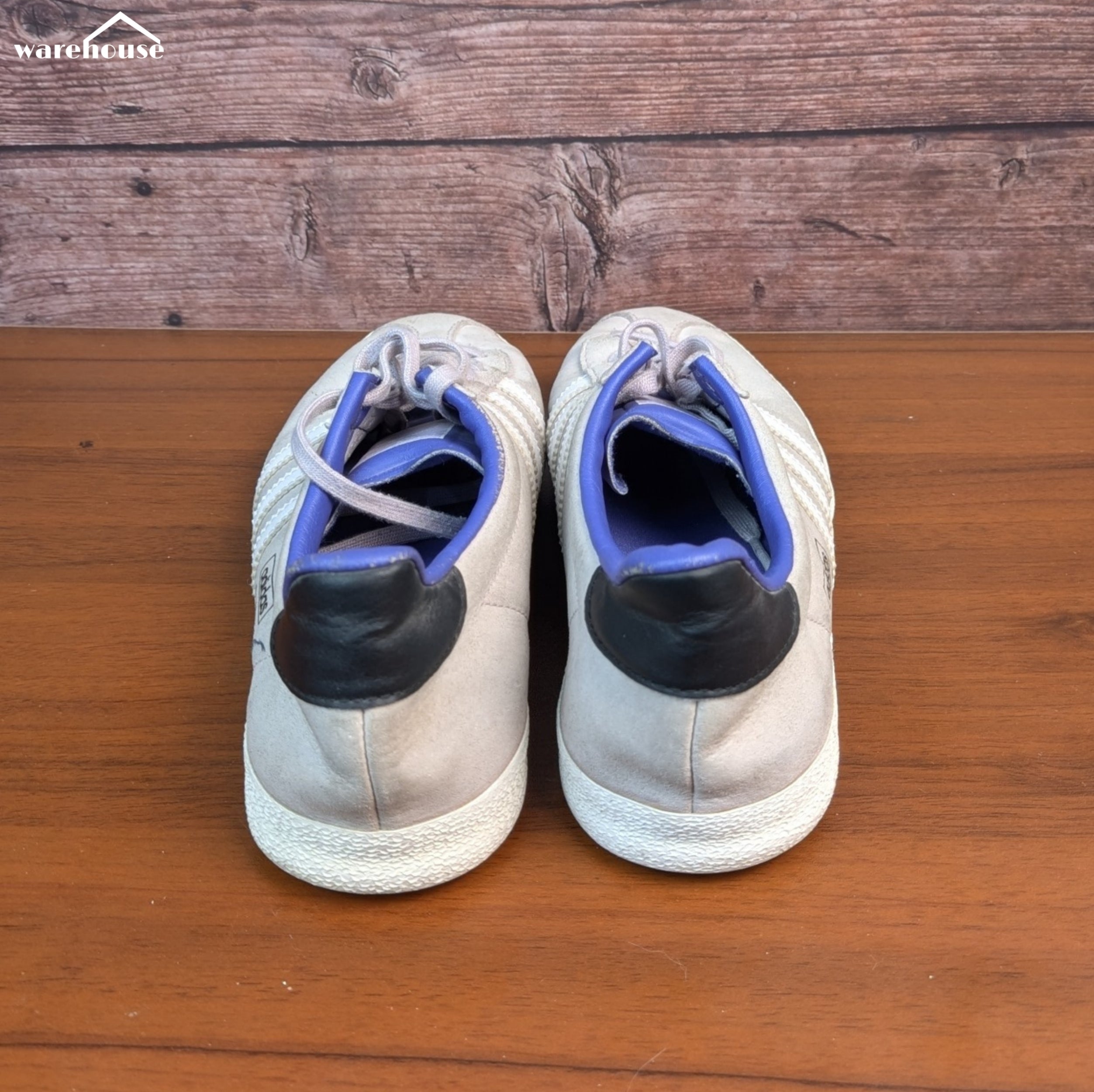 adidas Gazelle - US6.5 قياس 39