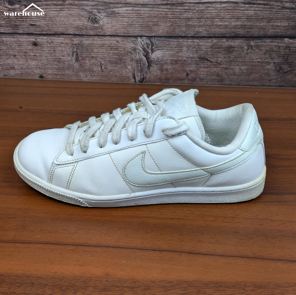 Nike Court Vision - US7 قياس 40