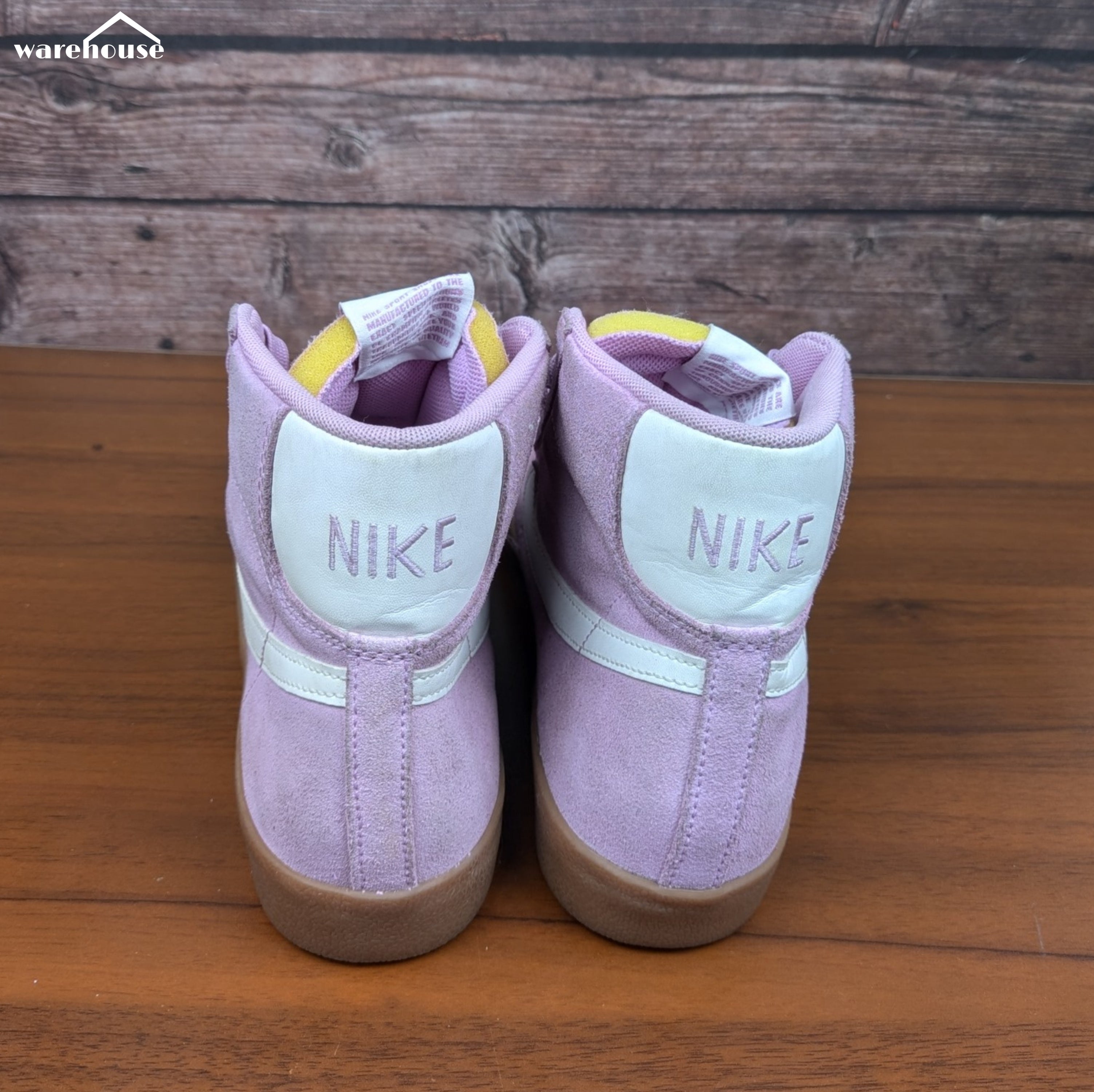 Nike Blazer Mid 77 - US8 قياس 41