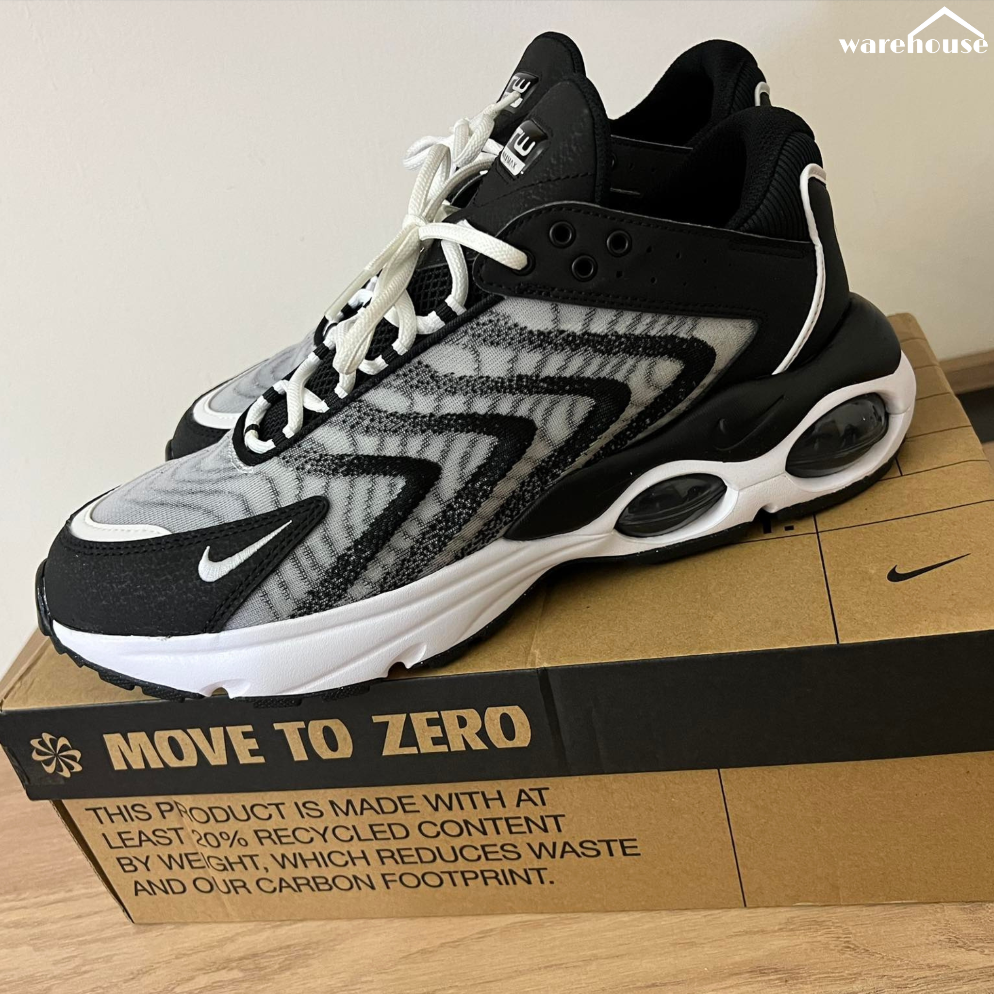 Nike Air Max TW "Black White" - US11 قياس 45