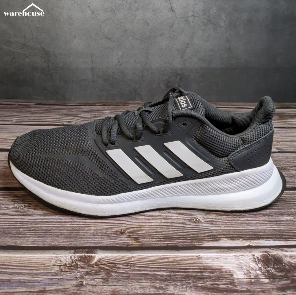 adidas Runfalcon Grey - US9.5 قياس 43
