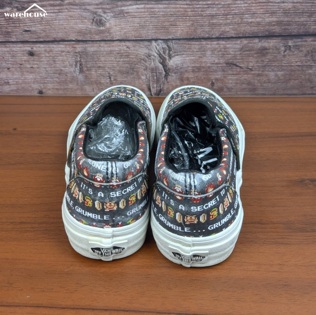 The Legends Of Zelda Vans Slip On - US7 قياس 40