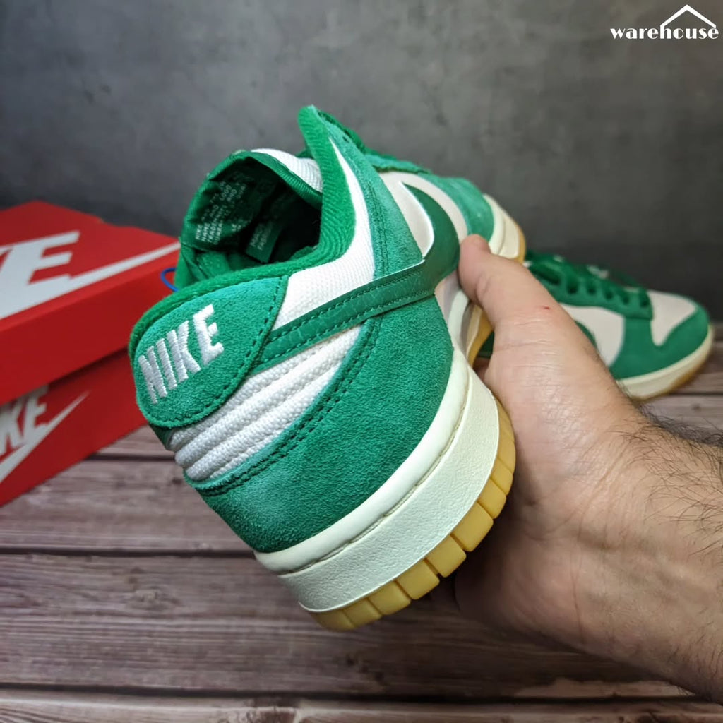 Nike Dunk SE Low Malachite Gum - 8.5US قياس 42