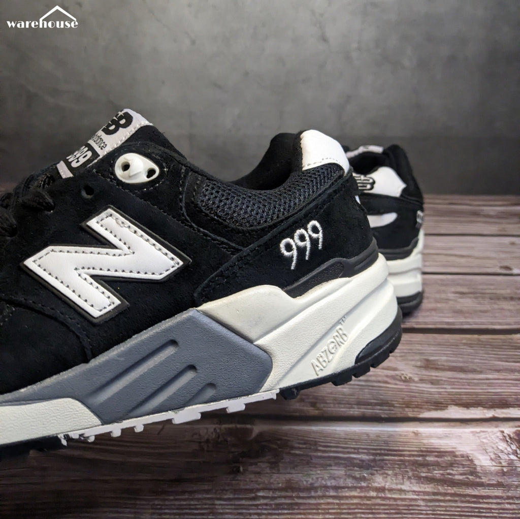 New Balance 999 Wooly Mammoth - US8.5 قياس 42