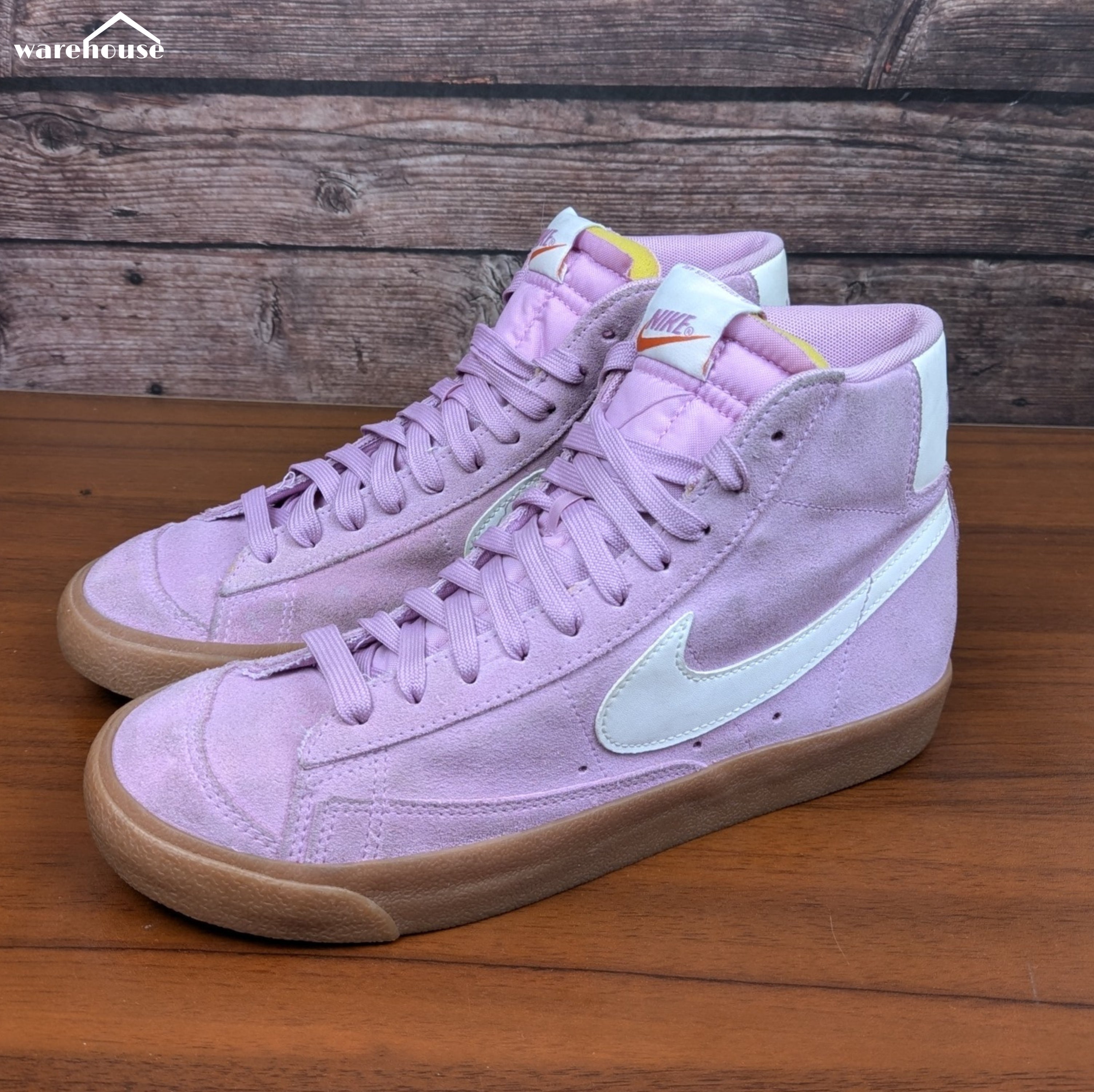 Nike Blazer Mid 77 - US8 قياس 41