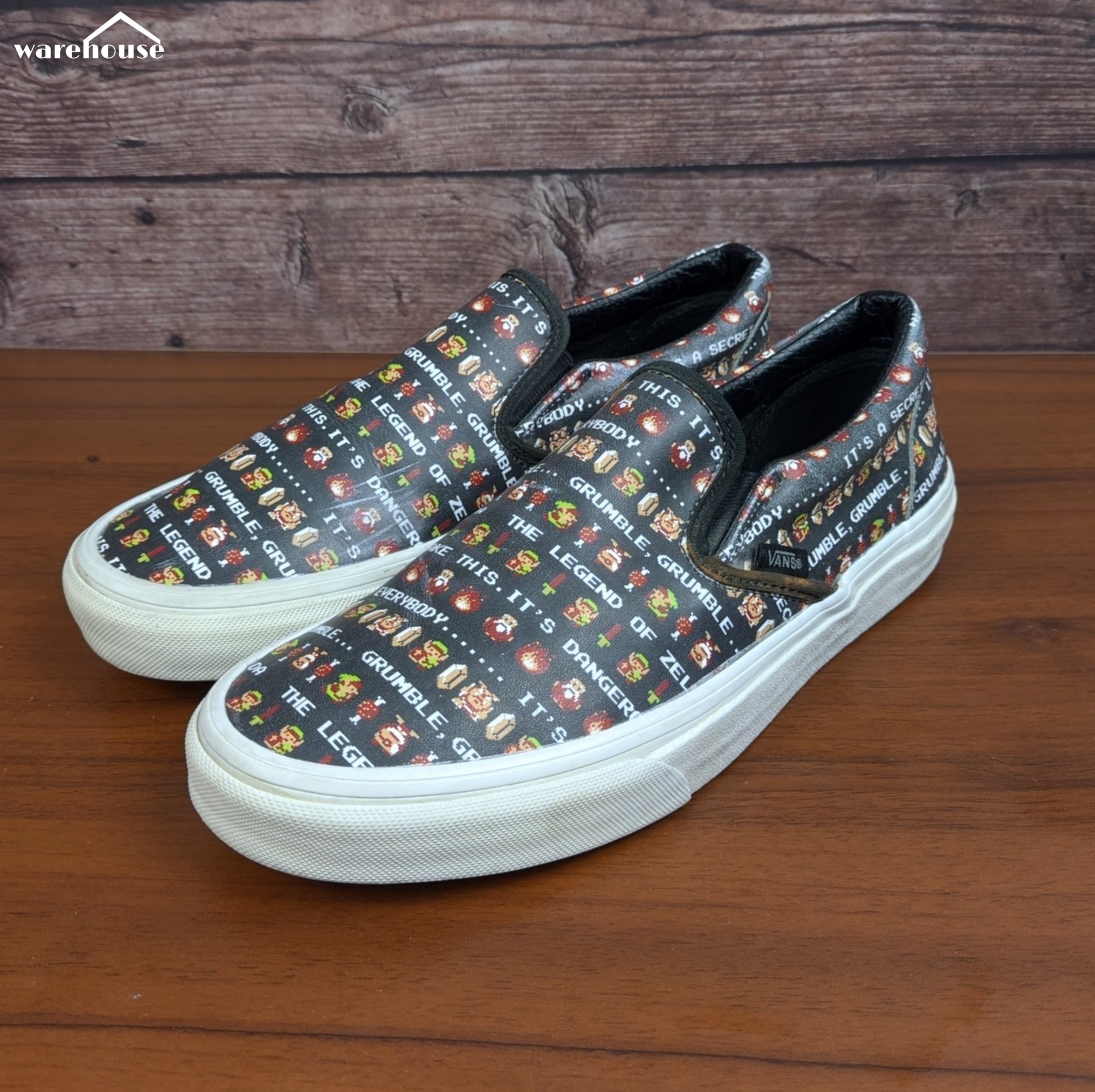 The Legends Of Zelda Vans Slip On - US7 قياس 40